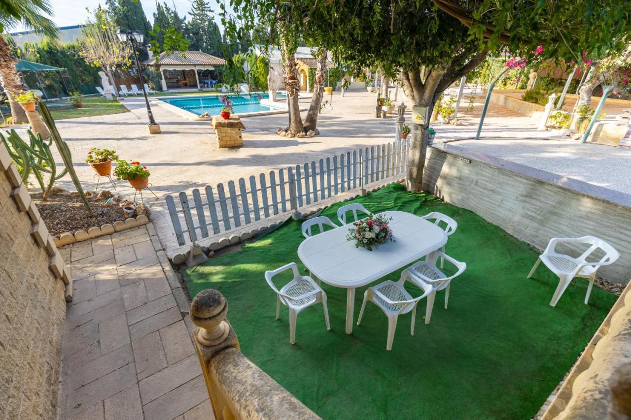 Private Paradise Deluxe By Fidalsa Кревильенте Экстерьер фото